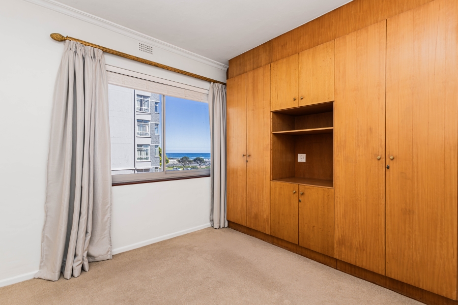 To Let 3 Bedroom Property for Rent in Sea Point Western Cape